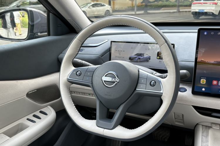Used Nissan Teana 2026 Model Harmony Cockpit 2.0T Flagship Edition Steering Wheel