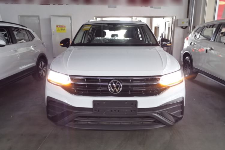 Used Volkswagen Tiguan L 2024 Outstanding Model 300TSI Automatic Two-Wheel Drive Longteng Edition