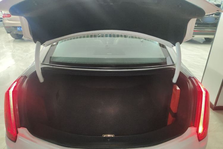 Used Cadillac XTS 2015 28T Comfort Model
