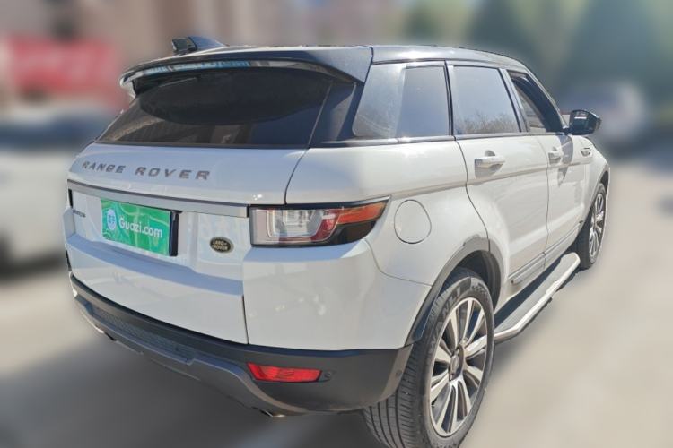 Used Land Rover Range Evoque 2018 240 PS SE Smart Brilliance Edition Rear Right 45 Deg