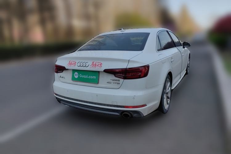 Used Audi A4L 2018 30th Anniversary Edition 40 TFSI Fashion Model
