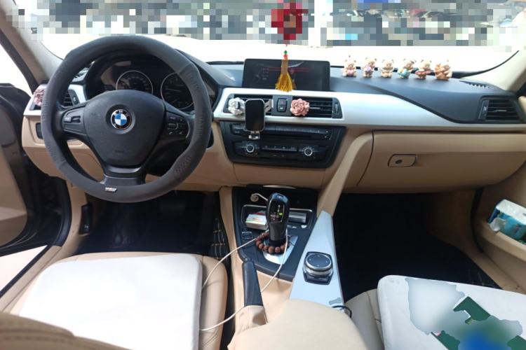 Used BMW 3 Series 2014 320i Active Edition
