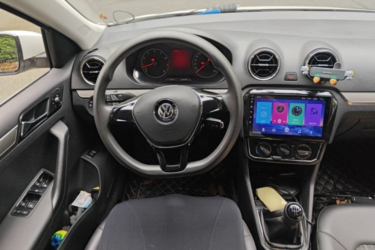 Used Volkswagen Jetta 2017 1.5L Manual Comfort Model Steering Wheel