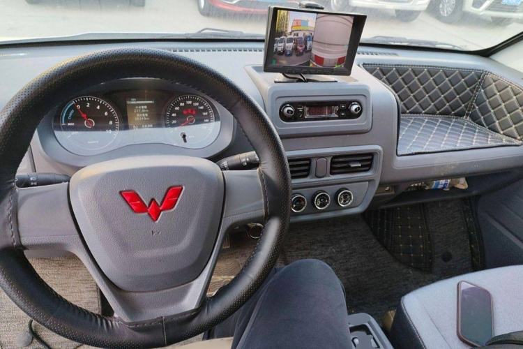 Used Wuling Yangguang 2024 300km Range Practical Window-Sealed Version 60kW