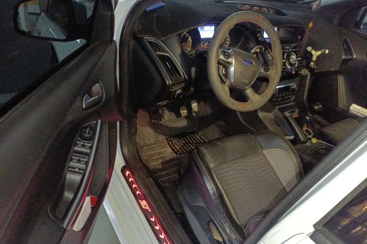 Used Ford Focus 2013 2.0T ST Standard Edition