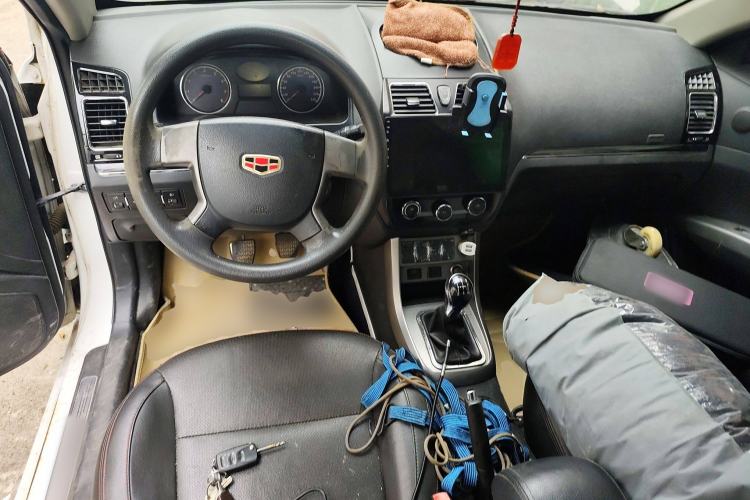 Used Geely Auto Classic Emgrand 2013 Hatchback 1.5L Manual Entry-Level Model