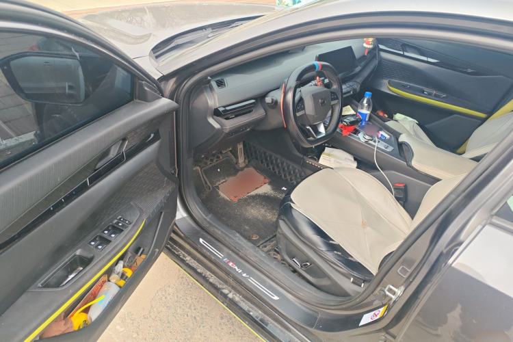 Used CHANGAN UNI-V 2022 1.5T Sport Edition
