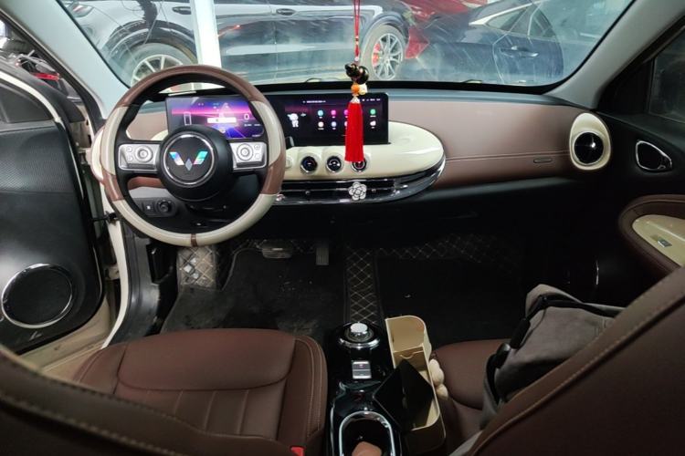 Used Wuling Bingo 2023 333 km Lingxi Connected+ Version Center Console