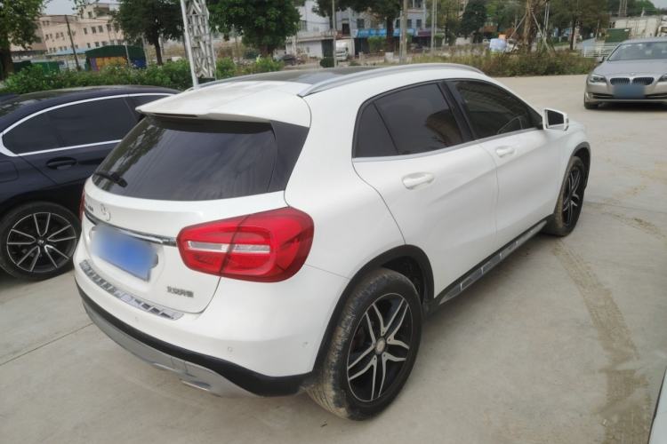 Used Mercedes-Benz GLA 2015 GLA 200 Fashion Model
