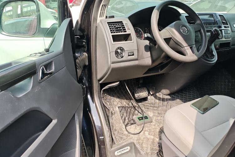 Used Volkswagen Caravelle 2015 2.0 TSI Four-Wheel Drive Comfort Edition