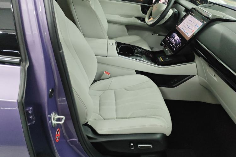 Used Honda P7 2025 Four-Wheel Drive Long-Range Max Right Front Seat