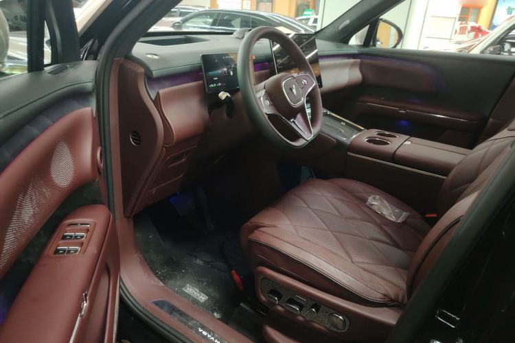 Used VOYAH Titan 2026 Model Max+ Driver Seat