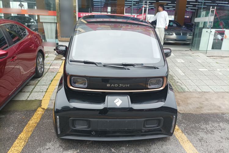 Used Baojun KiWi EV 2022 Artist Lite Edition Lithium Iron Phosphate Front