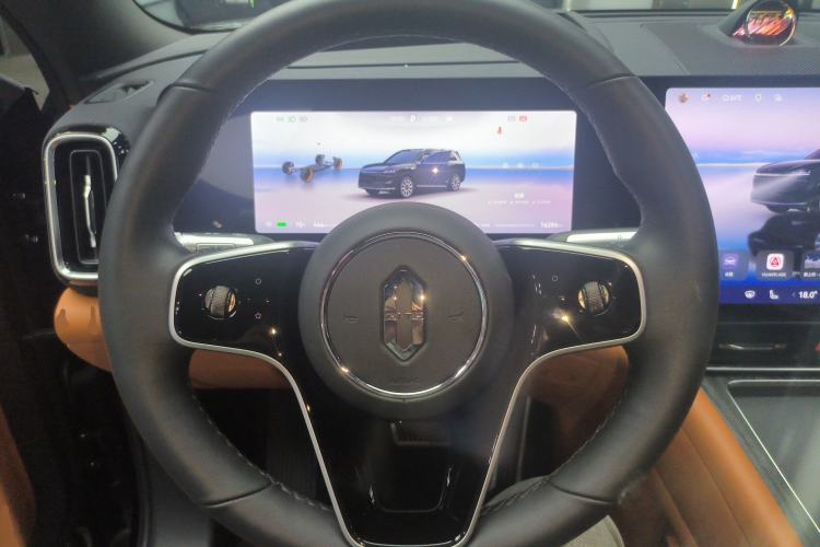 Used Hima AITO M9 2025 All-Electric Max Version 100 kWh 6-Seater