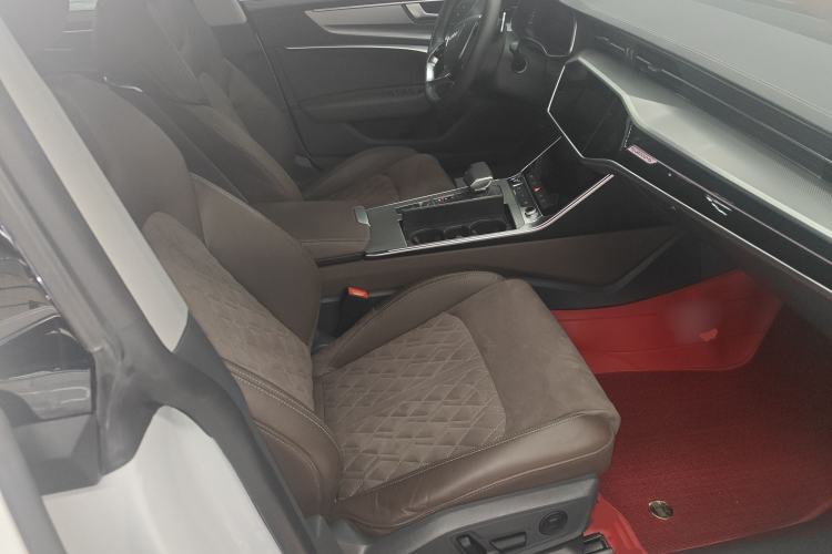 Used Audi A7L 2024 45TFSI quattro S-line Visionary Edition Flow Crystal Package
