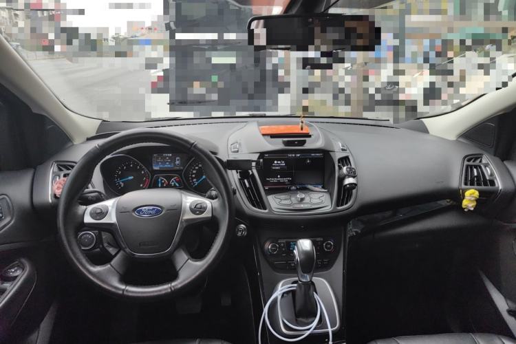 Used Ford Kuga 2015 2.0L GTDi Four-Wheel-Drive Sport Model