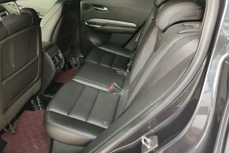 Used Cadillac XT4 2018 28T Two-Wheel Drive Leading Version
