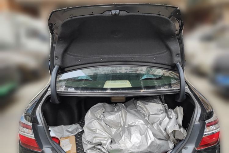 Used Toyota Camry 2016 2.0G 10th Anniversary Leading Edition