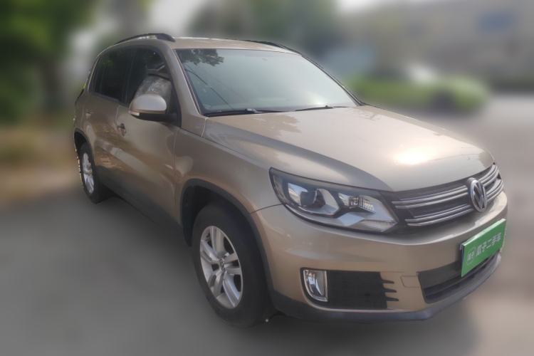 Used Volkswagen Tiguan 2013 1.8TSI Automatic Two-Wheel Drive Trend Edition Front Right 45 Deg