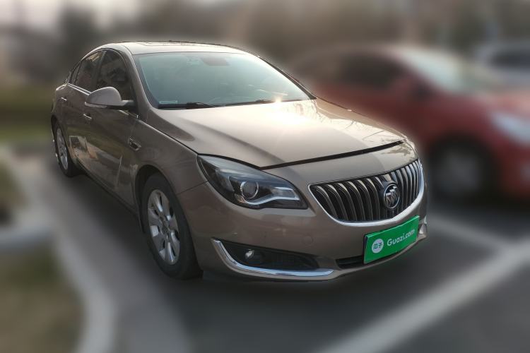 Used Buick Regal 2015 1.6T Elite Tech Model Front Right 45 Deg