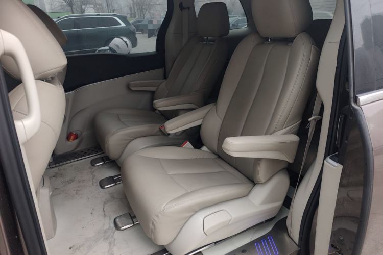 Used Buick GL8 2023 Land Executive Class Smart Enjoyment Model
