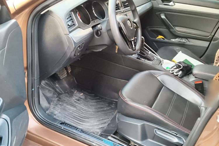 Used Volkswagen Lamando 2018 230TSI DSG Fashion Edition Driver Seat