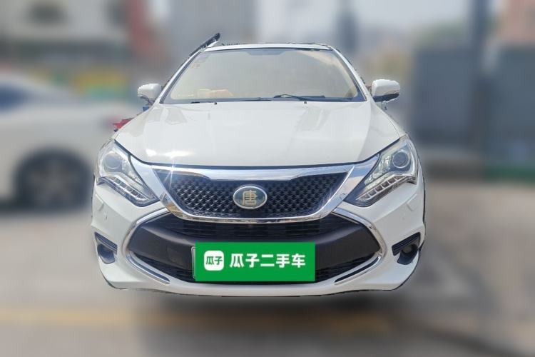 Used BYD Tang New Energy 2015 2.0T Four-Wheel-Drive Flagship Model