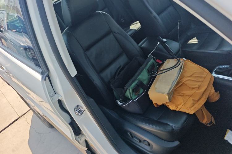 Used Volkswagen Tiguan 2015 1.8TSI Automatic Two-Wheel Drive Comfort Edition Right Front Seat