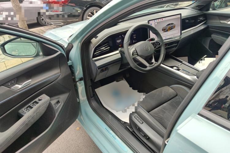 Used Volkswagen Passat 2025 Pro 380TSI Starry Dragon Luxury Edition
