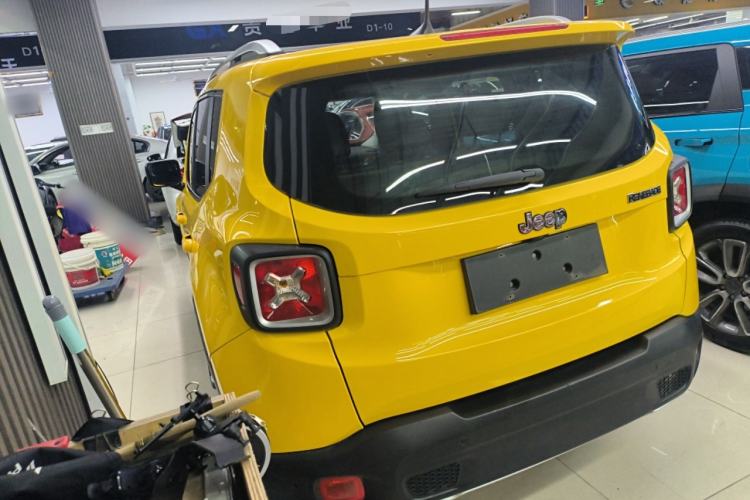 Used Jeep Renegade 2018 Connected Large Screen Version 180T Automatic Smart Version Rear Left 45 Deg