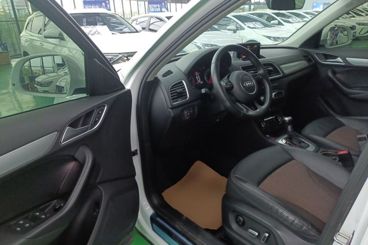 Used Audi Q3 2018 30th Anniversary Edition 30 TFSI Fashion Model
