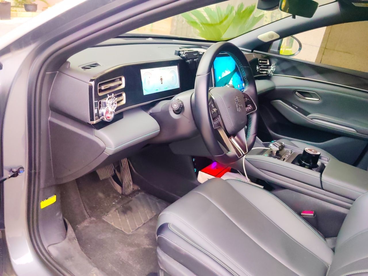 BYD Qin L 2024 DM-i 120KM Leading Model — снимка 16