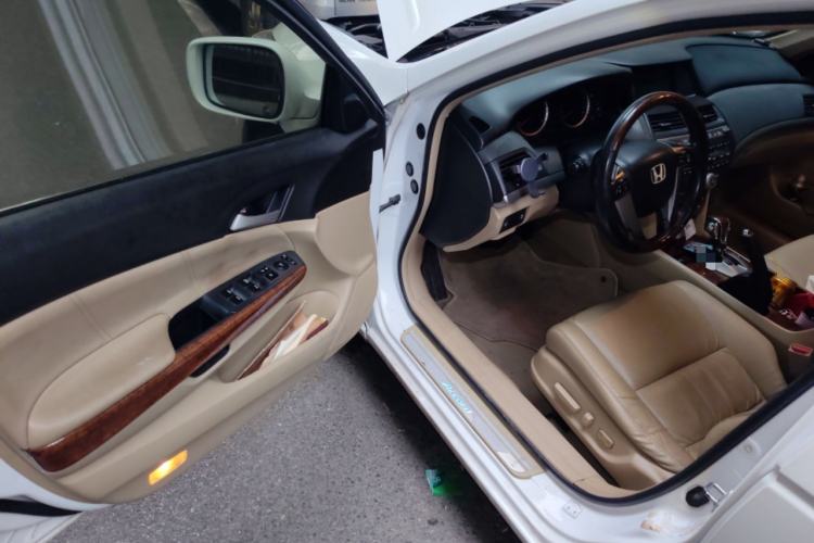 Used Honda Accord 2012 2.4L SE Driver Seat