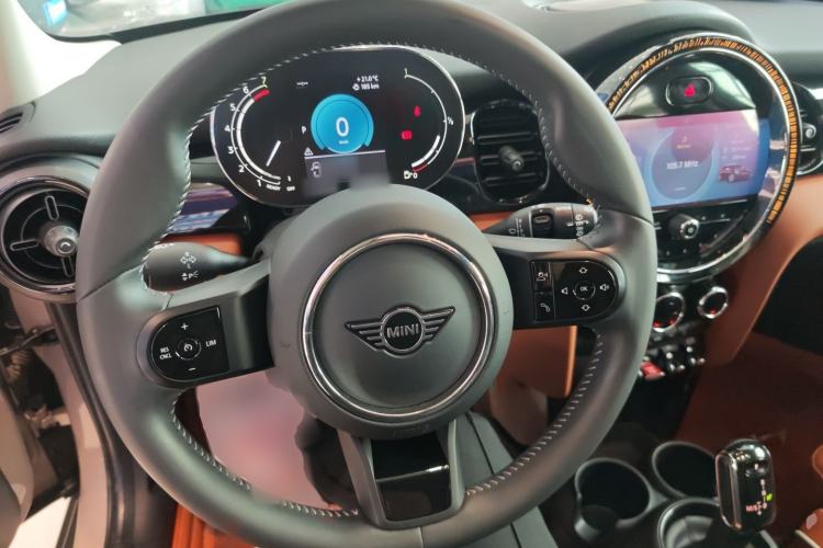 Used MINI 2022 1.5T COOPER Five-Door Edition The Coopers Commemorative Version
