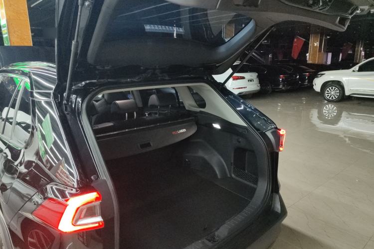 Used Toyota Wildlander 2023 2.0L CVT Two-Wheel Drive Luxury PLUS Edition
