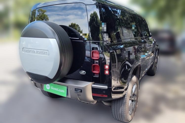 Used Land Rover Defender 2022 110 P400 X-DYNAMIC HSE Rear Right 45 Deg