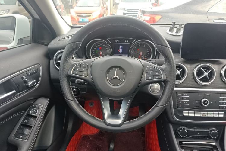 Used Mercedes-Benz GLA 2018 GLA 200 Fashion Model
