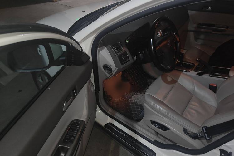 Used Volvo S40 2011 2.0L Automatic ZhiShang Edition