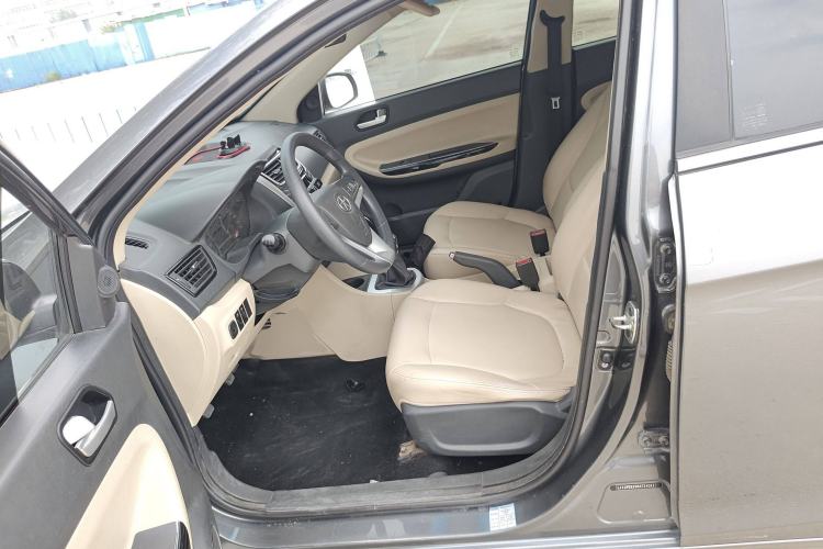 Used JAC J6 A30 2013 1.5L Manual Luxury Model China IV Standard