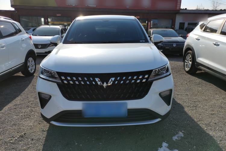 Used Wuling Alvez 2022 1.5L Manual Free-Style Model
