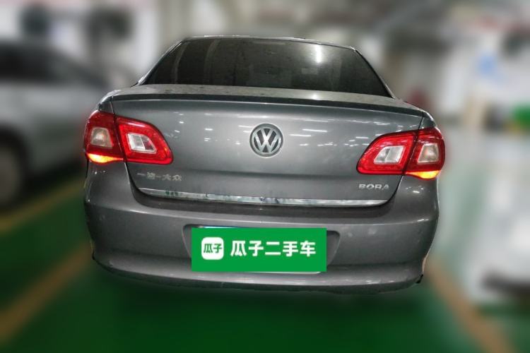 Used Volkswagen Bora 2012 1.6L Automatic Fashion Edition Rear