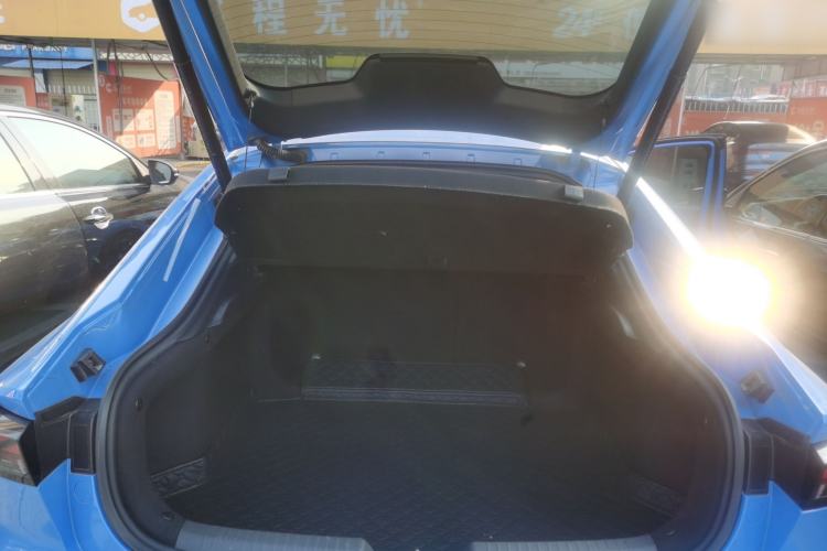 Used Changan UNI-V 2022 1.5T Prestige Version