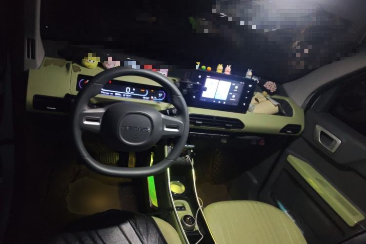 Used Geely Galaxy Panda 2024 Panda Mini 200km Endurance Bear