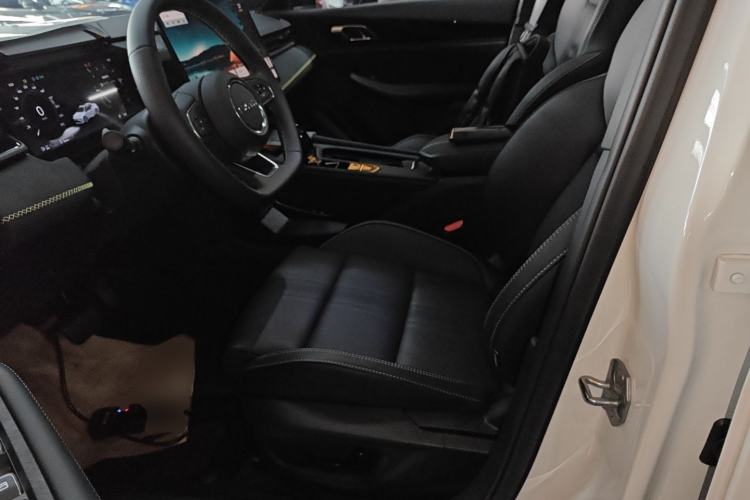 Used Lynk & Co 03 2026 Model 1.5TD DCT Pro Left Front Seat