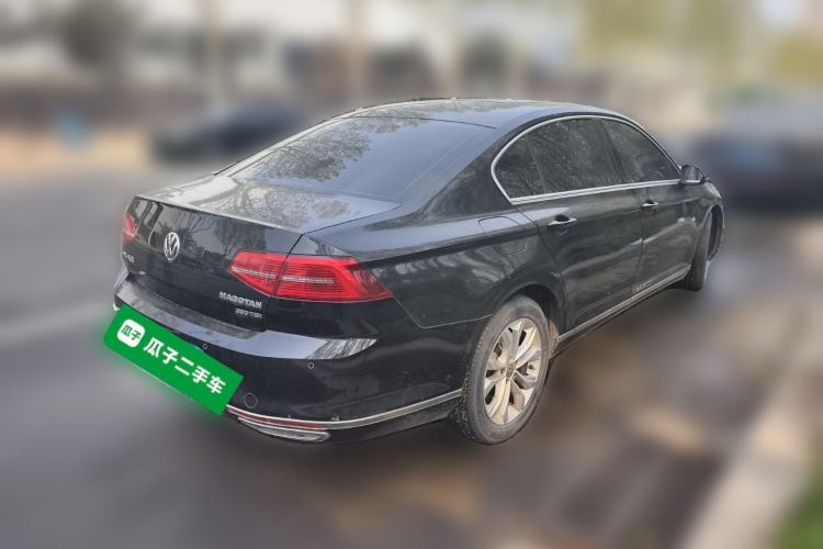 Used Volkswagen Magotan 2018 330TSI DSG Luxury Model Rear Right 45 Deg