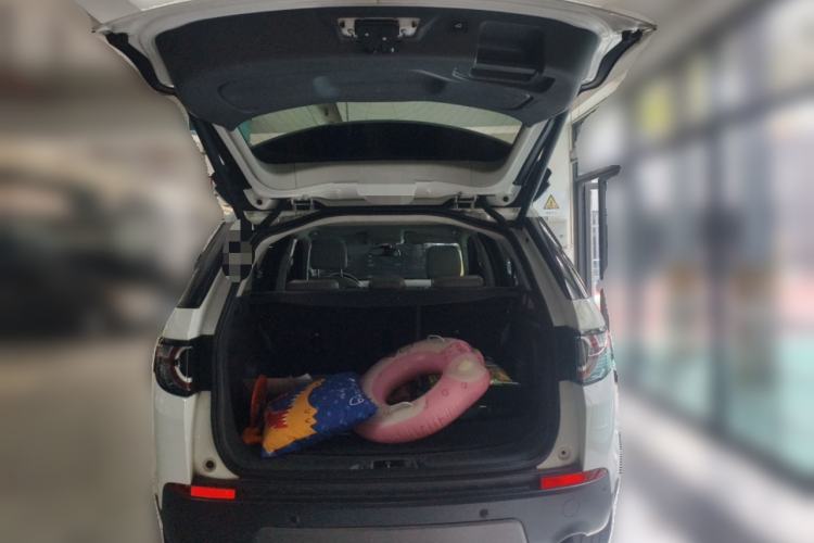 Used Land Rover Discovery Sport 2016 2.0T SE Trunk