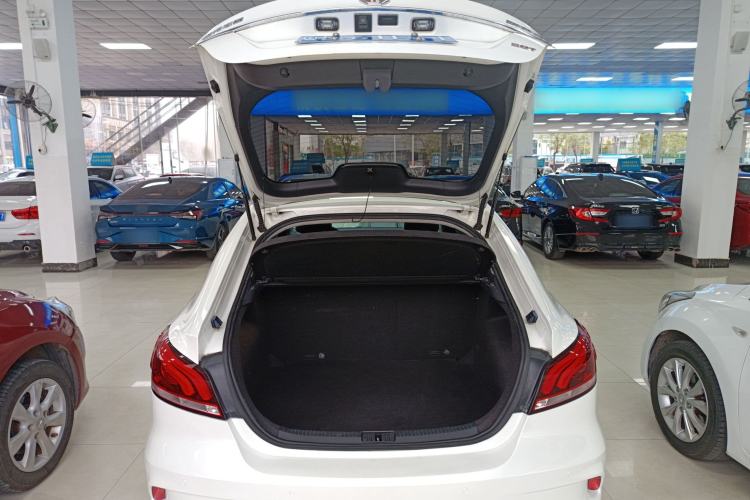 Used MG 6 2017 20T Automatic Luxury Smart Connect Version China V Standard