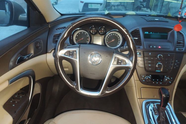 Used Buick Regal 2012 2.4L SIDI Elite Edition Steering Wheel