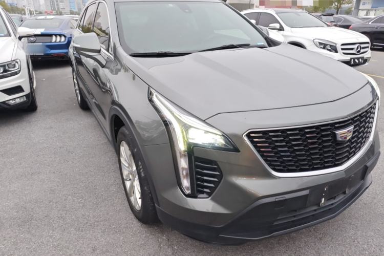 Used Cadillac XT4 2018 28T Two-Wheel Drive Tech Version