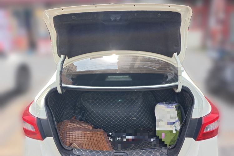 Used Nissan Sylphy 2019 Classic 1.6XE CVT Comfort Edition Trunk